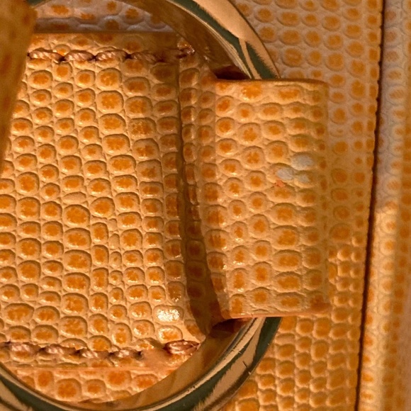 Casual Corner Embossed Vintage Leather Small Satchel - Picture 2 of 10